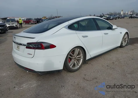 2015 Tesla Model S 85D/P85D z USA, uszkodzony, nr VIN 5YJSA1H42FF091091
